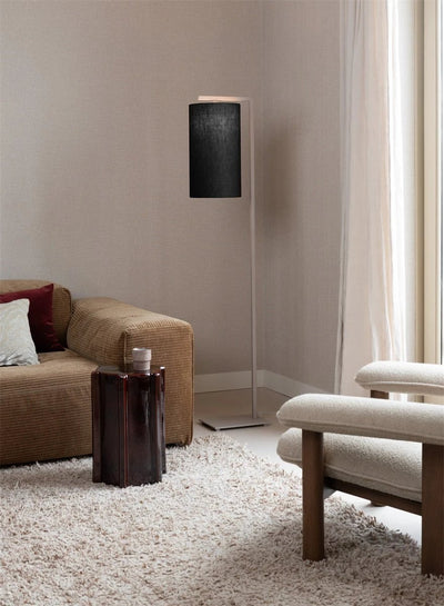 Vloerlamp Boston, zand met zwarte kap Ø25 x 45cm by it's about RoMi