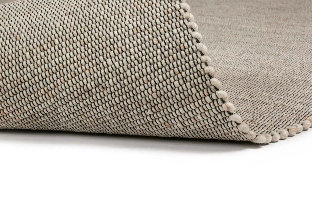 Bressano Lichtbeige 141 170x230 by Brinker Carpets