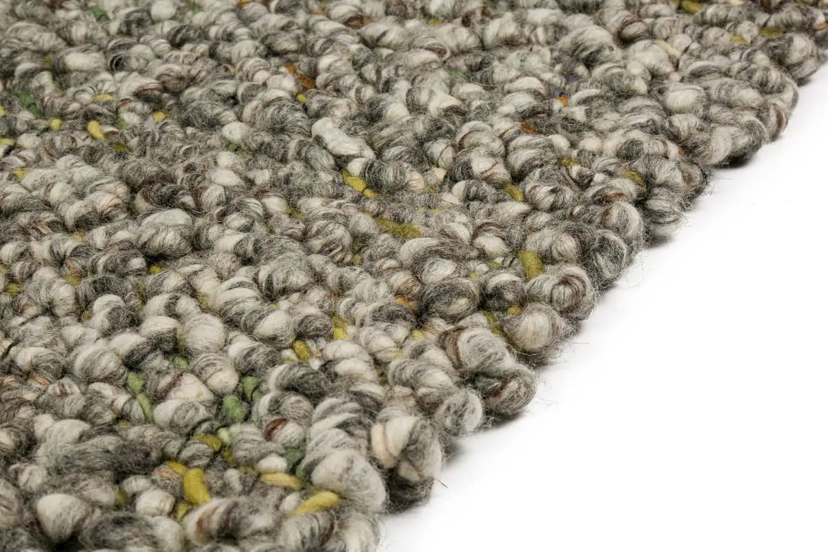Modena beige 840 170x230 by Brinker Carpets