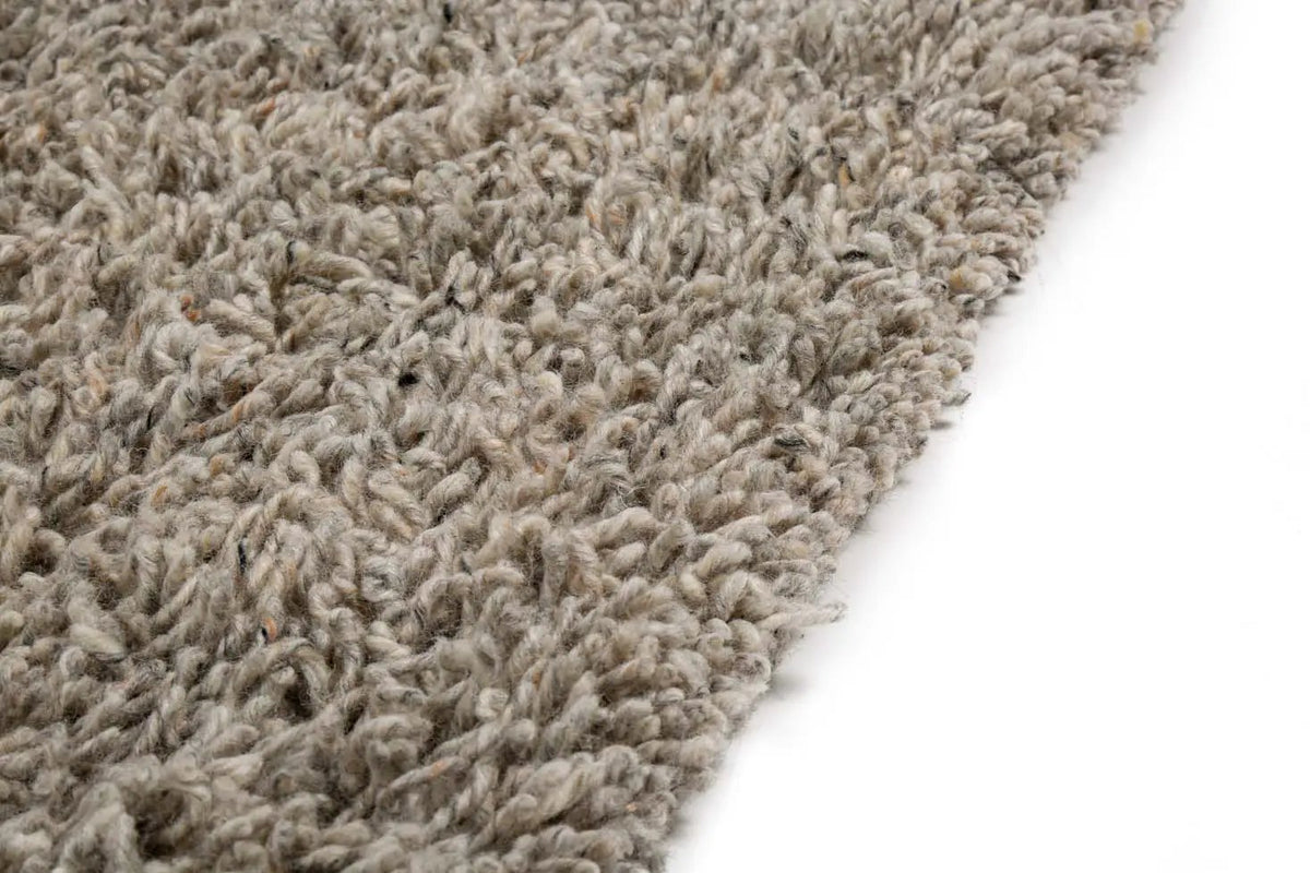 Berber Lang Natuurlijk Grijs 834 170x230 by Brinker Carpets
