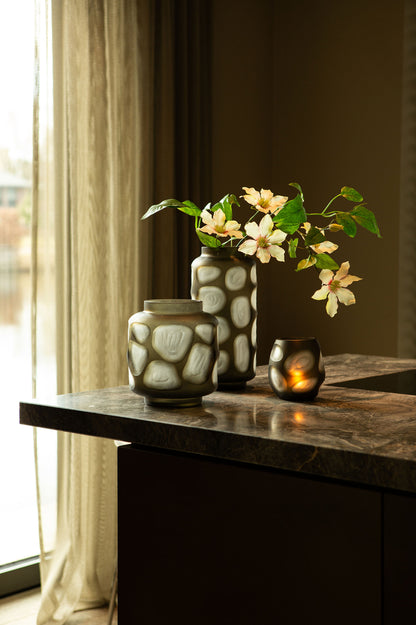 Azize Groene vaas van geslepen glas S - depauwwonen