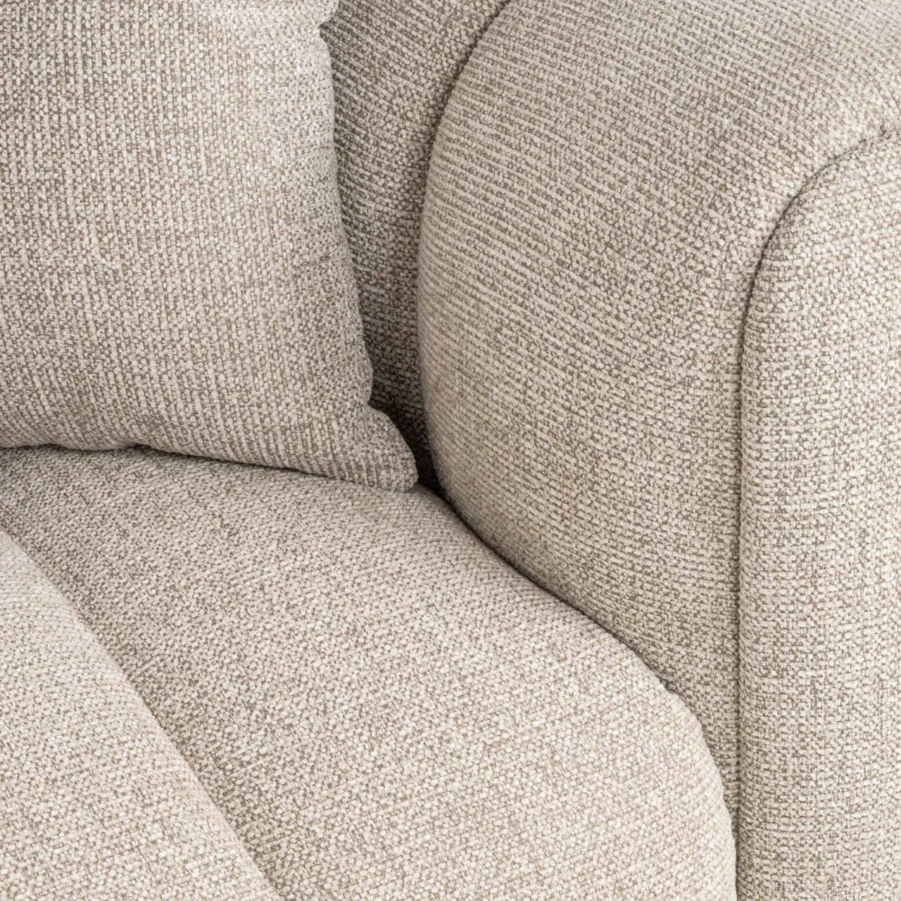 Bank Novaro naturel chique lounge links by Richmond Interiors