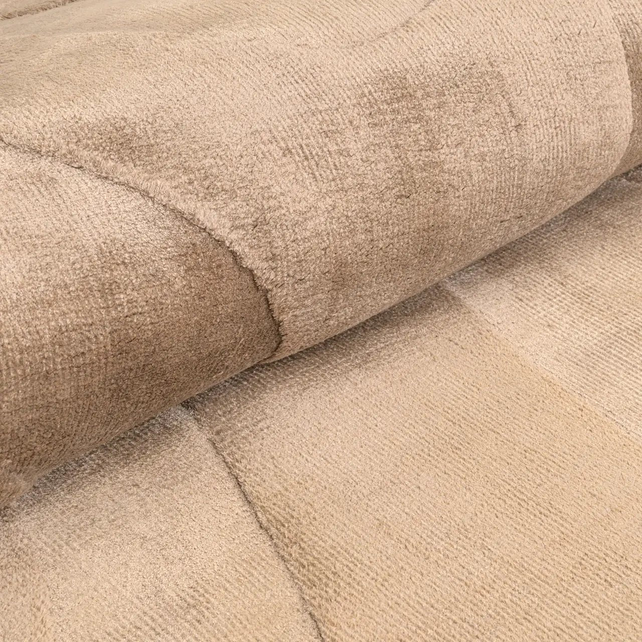 Vloerkleed Metz beige 240x350 by Richmond Interiors