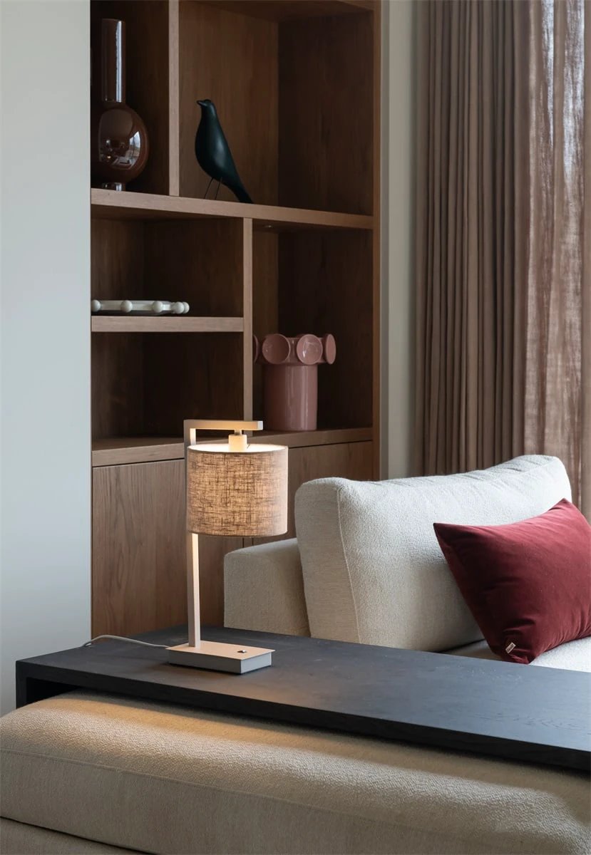 Tafellamp Boston zand met zandkleurige kap Ø18 x 15cm by it's about RoMi