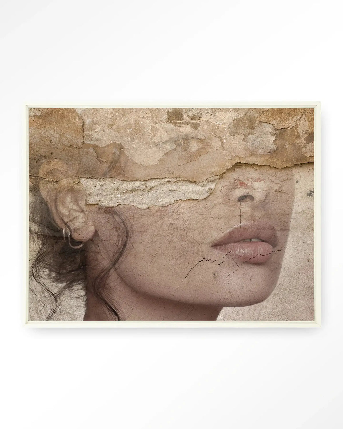 Face Behind The Wall - Moderne Wanddecoratie | Artprint, Glass Art & Wandkleed by Urban Cotton
