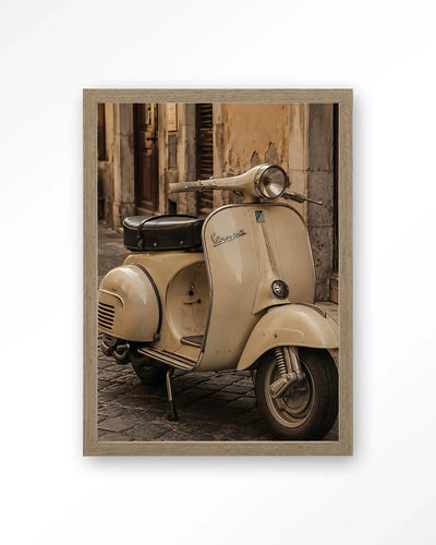 Vespa Crema - Moderne Wanddecoratie | Artprint, Glass Art & Wandkleed by Urban Cotton