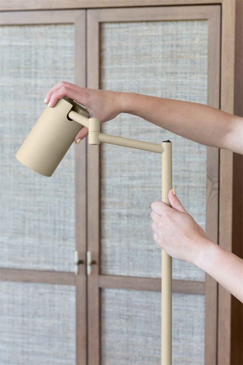 Vloerlamp Bilbao, beige by it's about RoMi