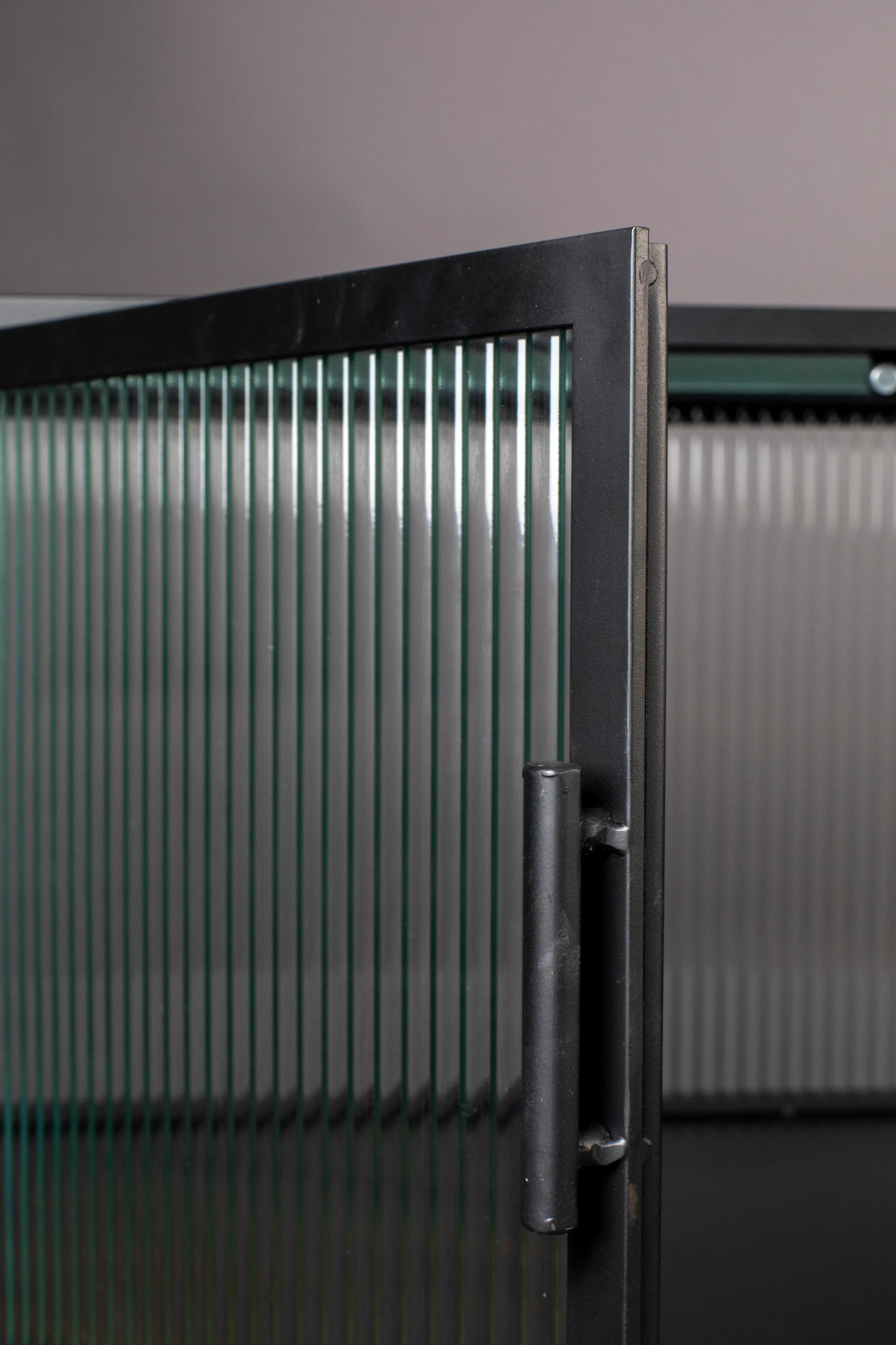 Dressoir Boli High Black by Dutchbone