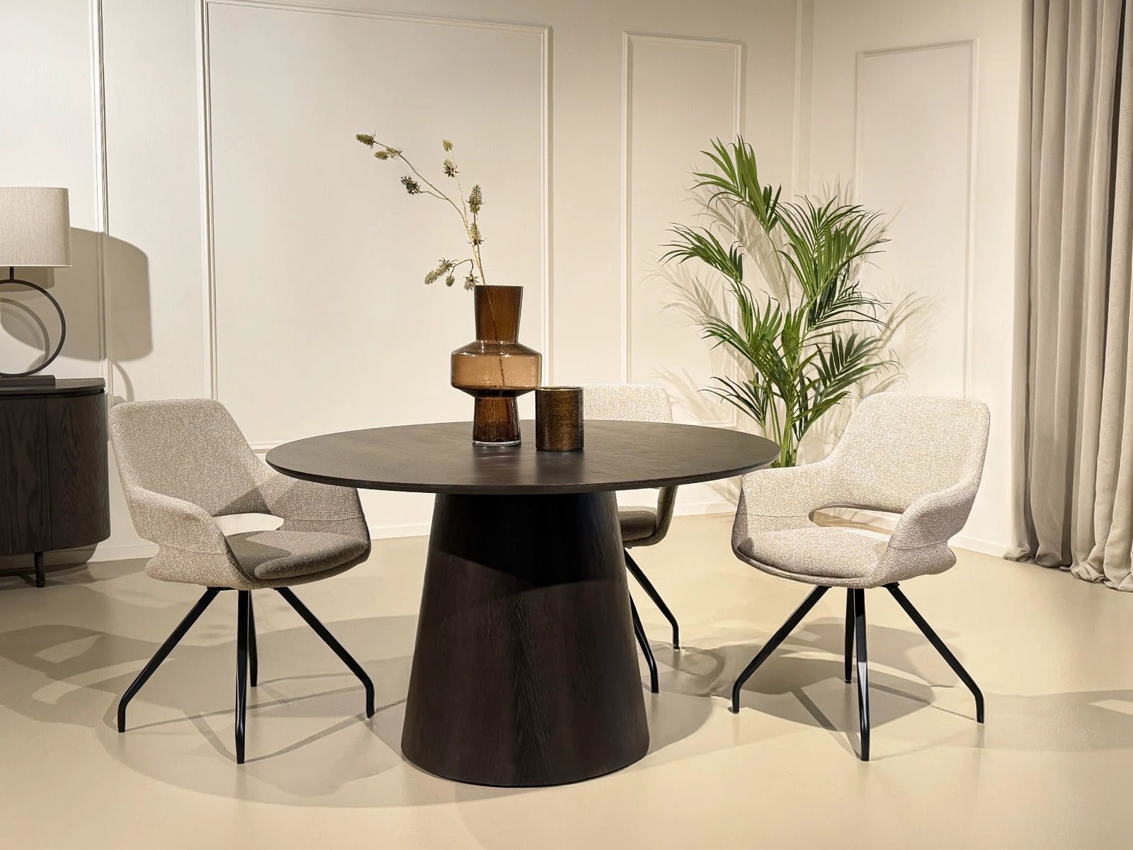 Eettafel Novero Espresso 130 cm by Livingfurn