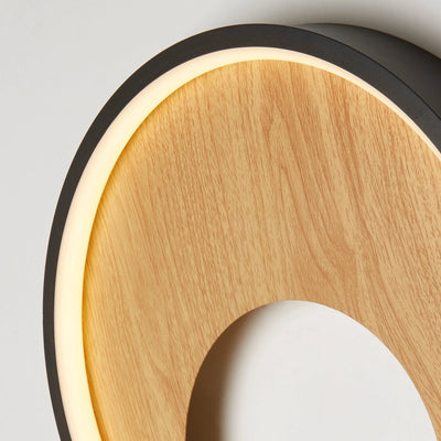 Wandlamp Curio - Black Metal & Wood by Searchlight