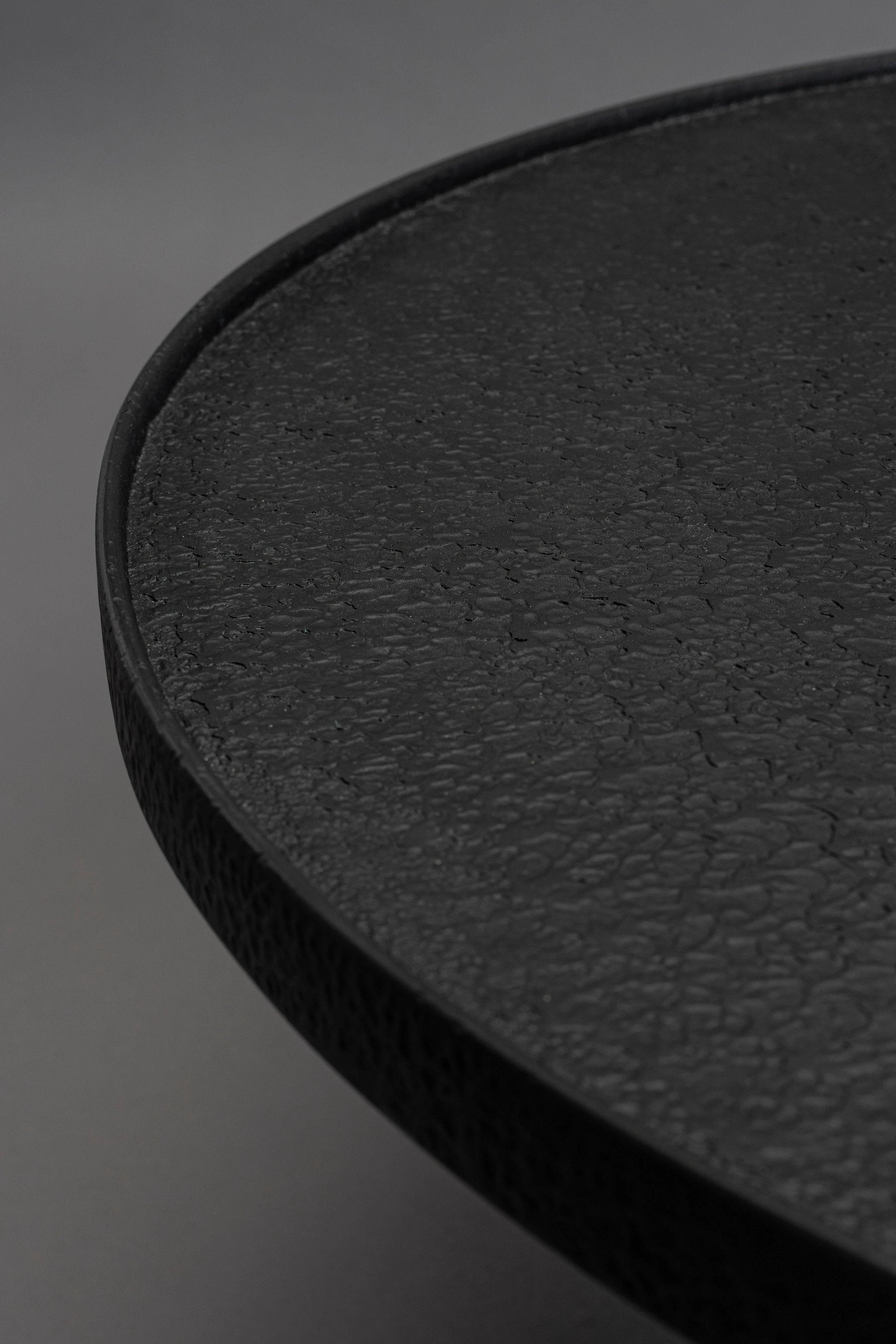 Salontafel Winston Round Black by Dutchbone