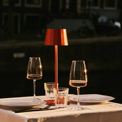 Tafellamp oplaadbaar Wouter oranje bloesem