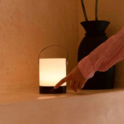 Tafellamp oplaadbaar Avery donkerbruin hout by Tavellio - Amsterdam