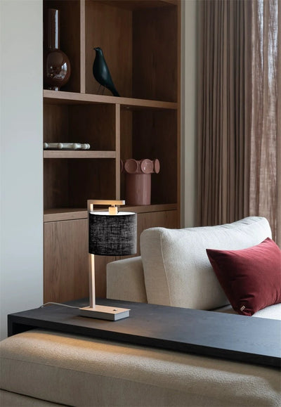 Tafellamp Boston zand met zwarte kap Ø18 x 15cm by it's about RoMi