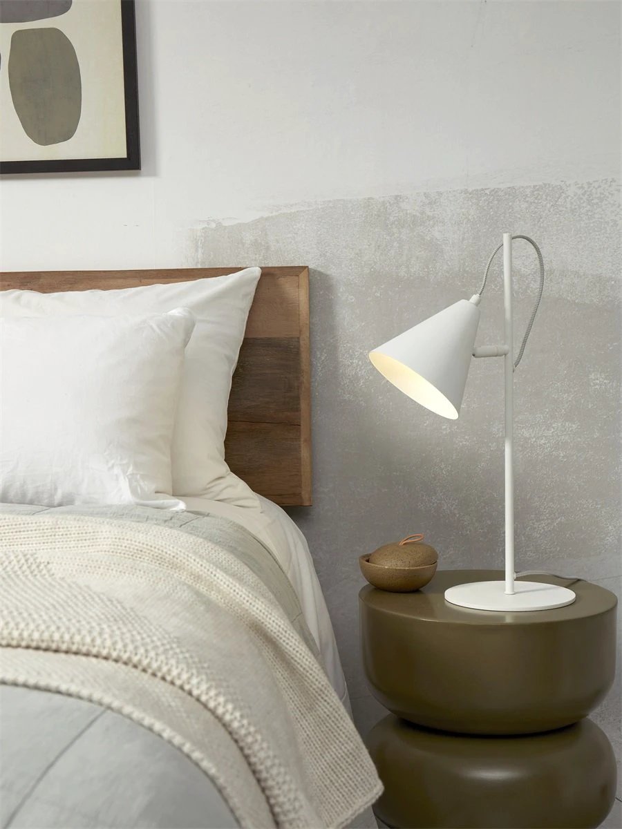 Tafellamp Lisbon - Wit - 18x29x50.5cm by it's about RoMi