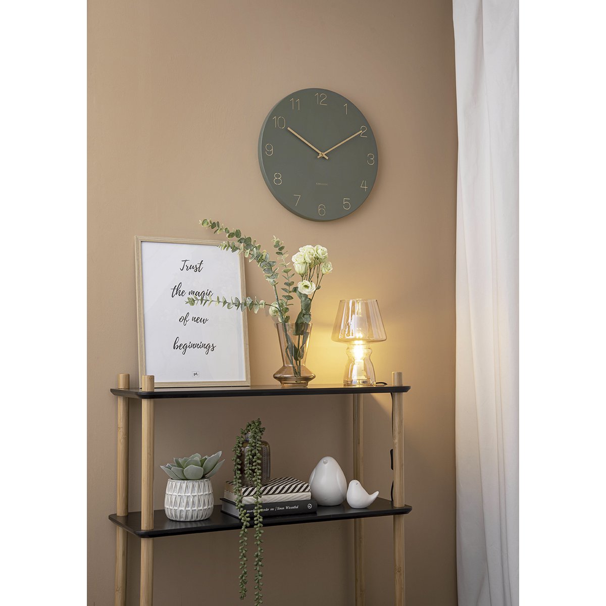 Wandklok charme gegraveerde cijfers Groen