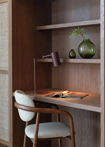 Tafellamp Bilbao, burgundy by it's about RoMi