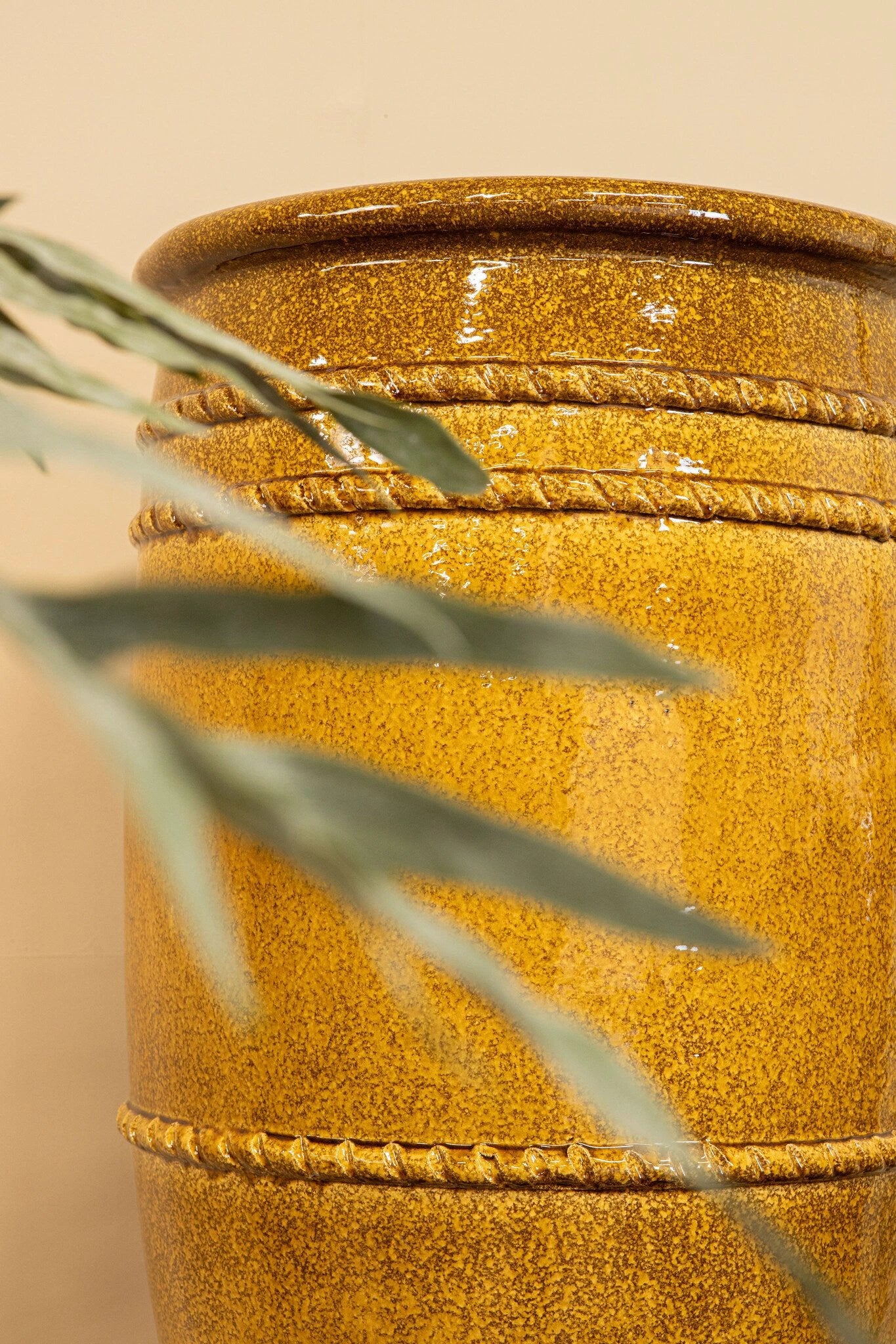 Lilliah hoge gele keramische potten, set van 2 by PTMD