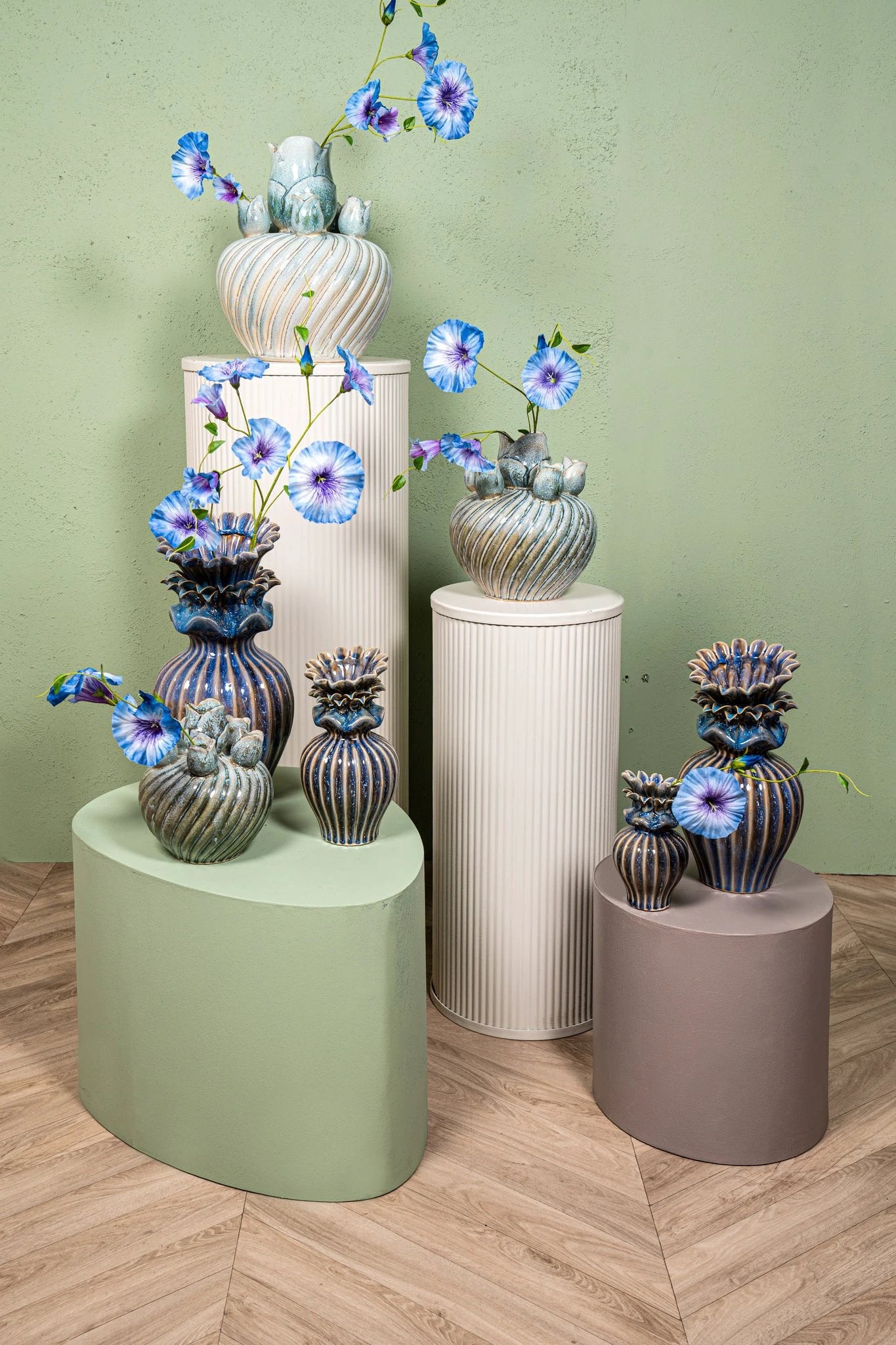 Mailia turquoise keramische ronde tulpenvaas L by PTMD