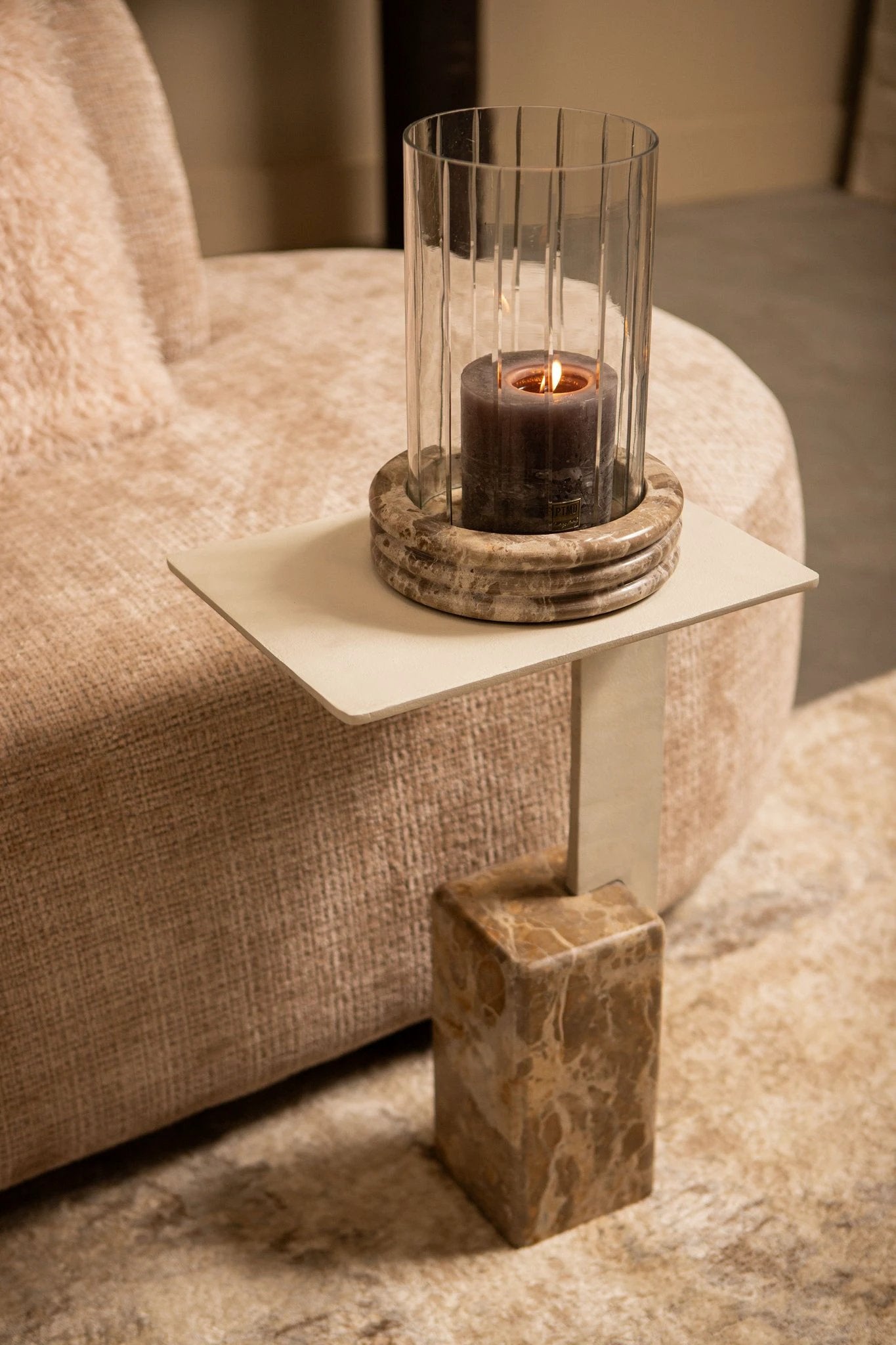 Ebe beige marmeren bijzettafel met rechthoekig aluminium blad by PTMD