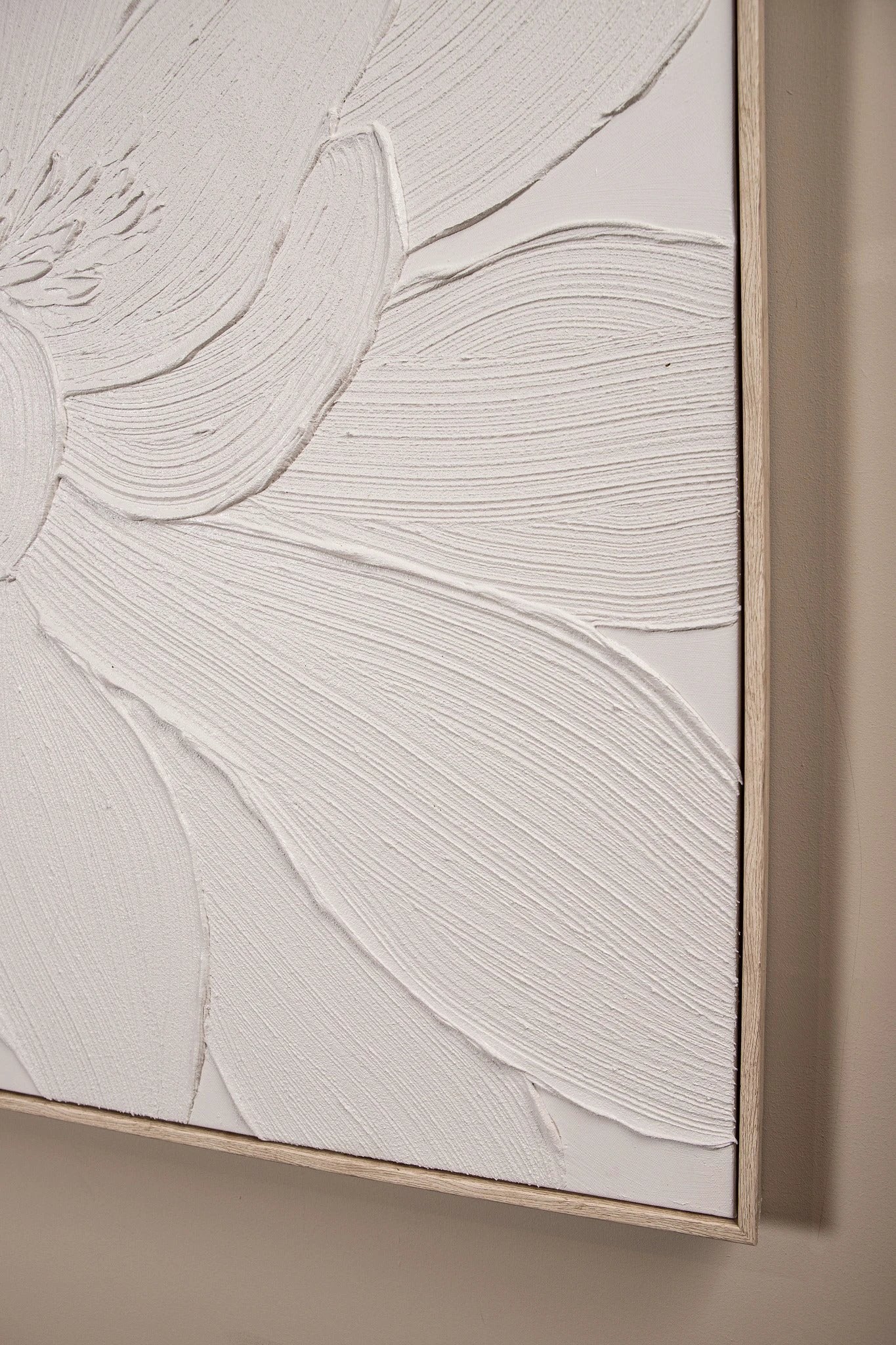 Florise Crème Ingelijst Canvas Wandpaneel Bloem A by PTMD