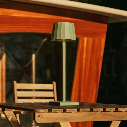 Tafellamp oplaadbaar Wouter salie groen