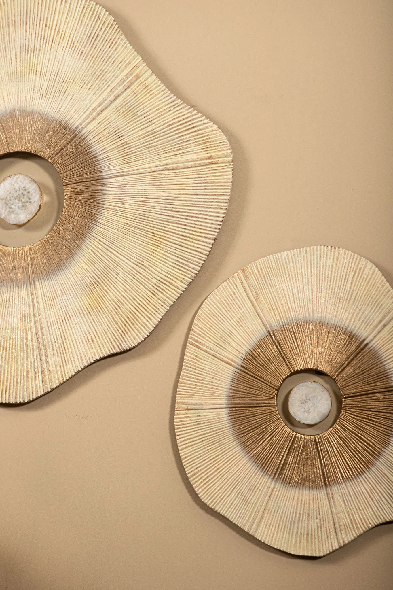 Rella Beige Gietaluminium Wandpaneel Middensteen S by PTMD