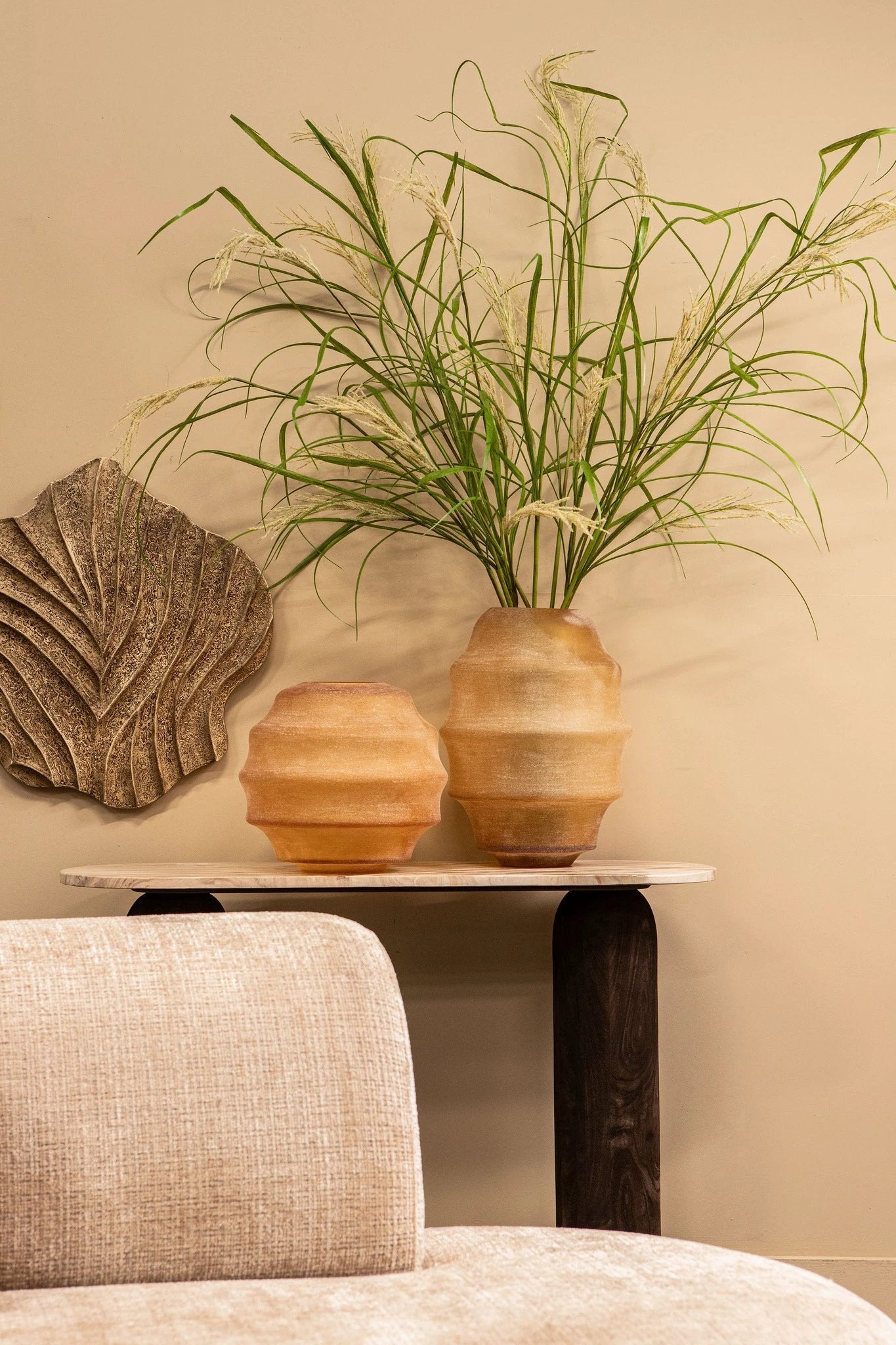 Elladie amberkleurige hoge ronde gelaagde glazen vaas by PTMD