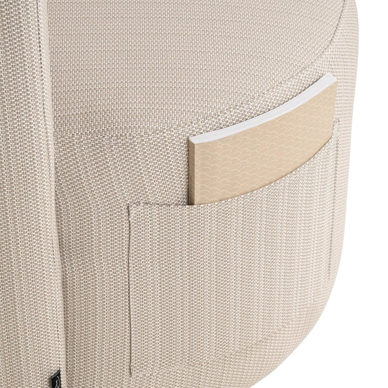 Eetkamerstoel Marlin beige voor buiten, draaibaar by Richmond Interiors