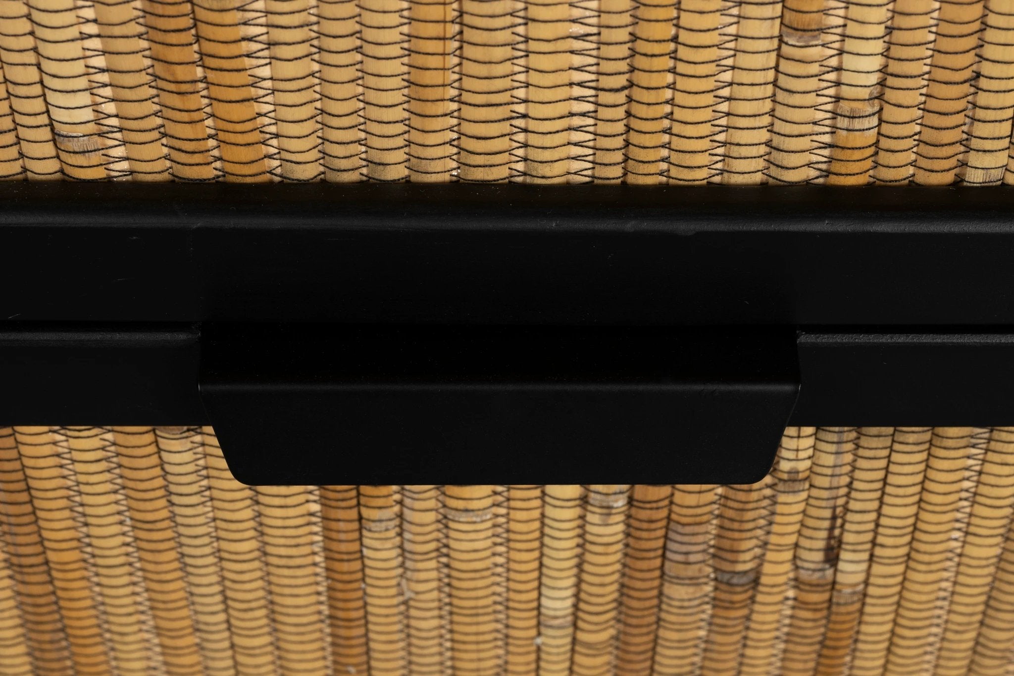 Bijzettafel Yasu Black by Dutchbone