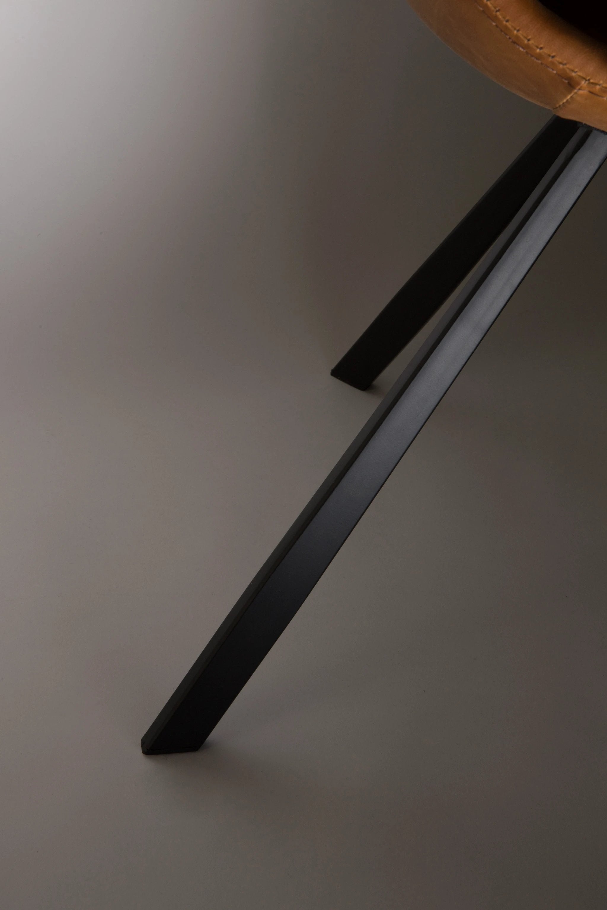 Eetkamerstoel Franky Brown by Dutchbone