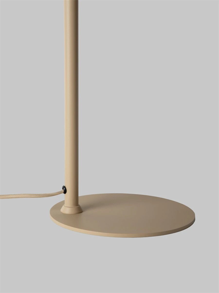 Tafellamp Bilbao, beige by it's about RoMi