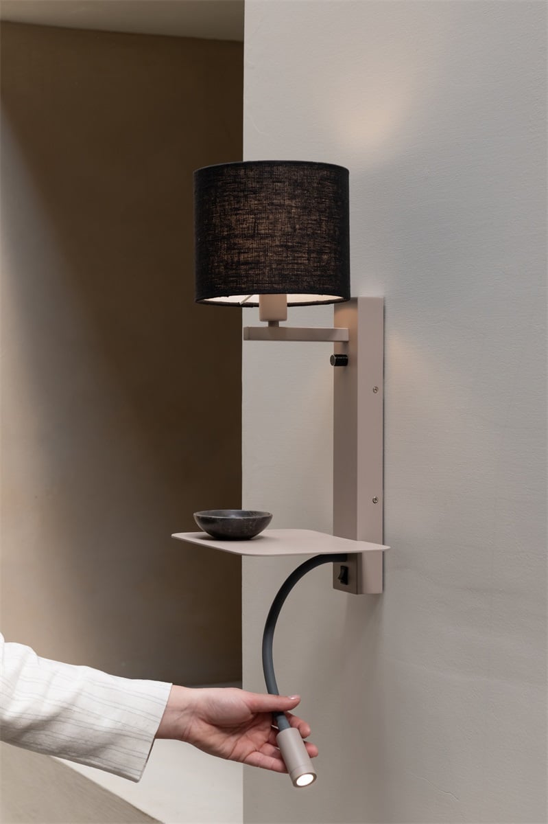 Wandlamp Florence met leeslampje zwarte kap by it's about RoMi