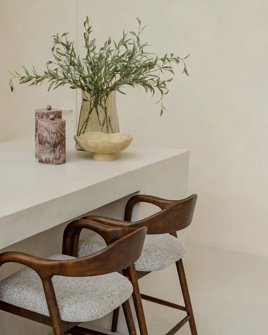 Schaal Meauve beige by Richmond Interiors