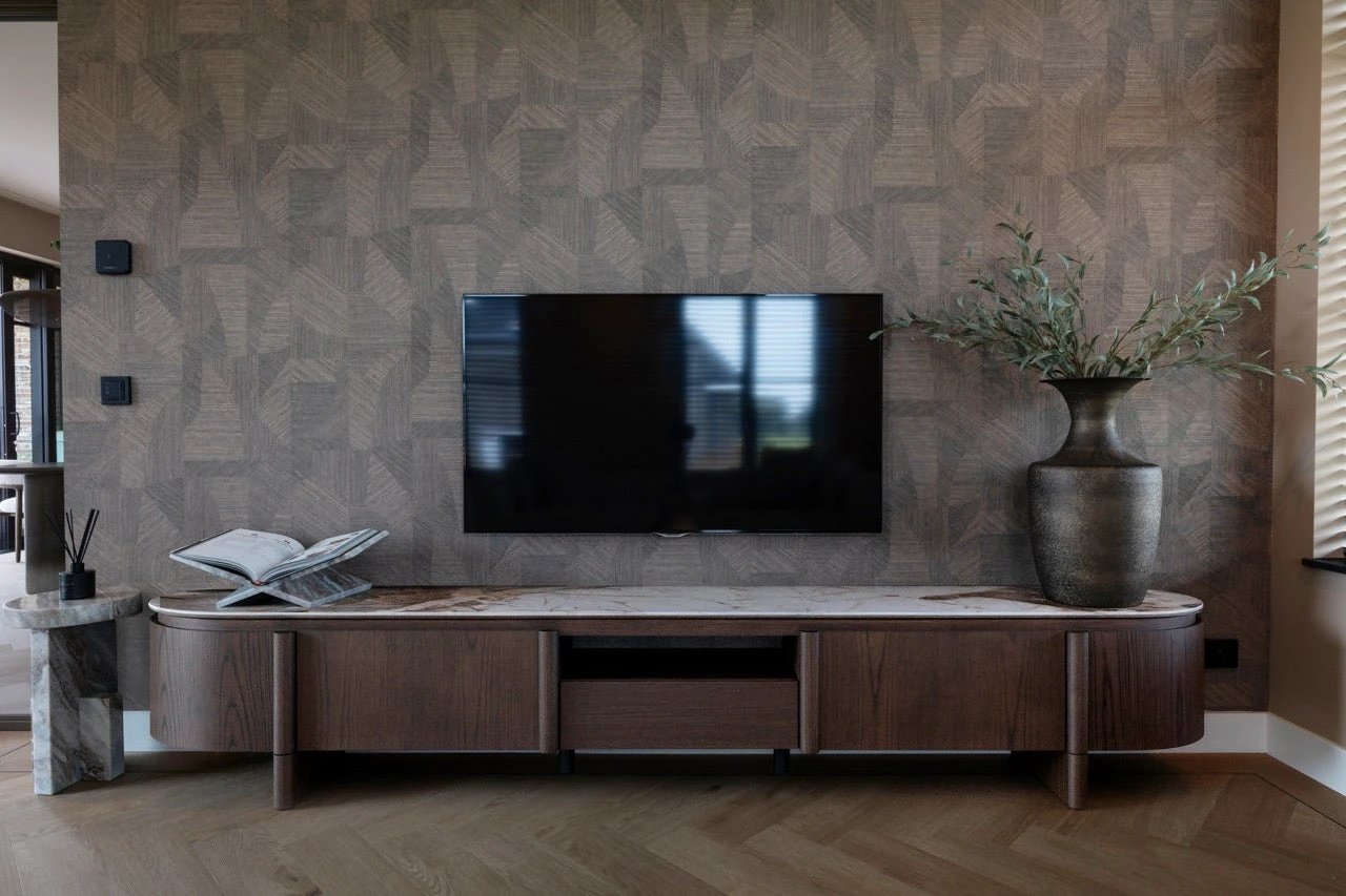 TV-meubel Langford bruin by Richmond Interiors