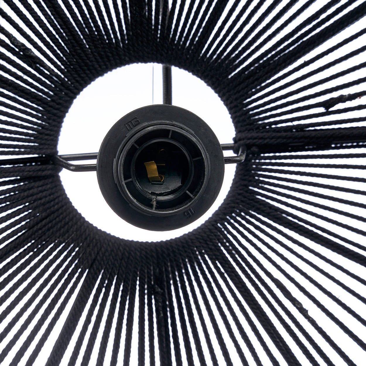 Kroonluchter Houten Kralen - Zwart - L by Bazar Bizar Antwerp