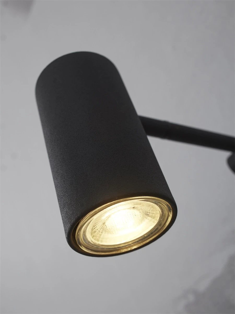 Wandlamp Montreux - Zwart - 10.5x21.5x18cm by it's about RoMi