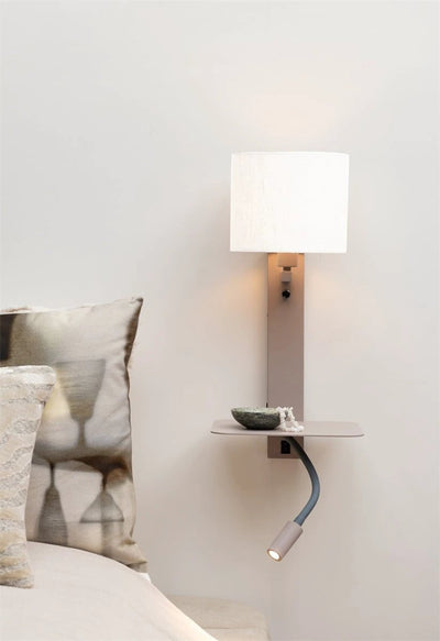 Wandlamp Florence met leeslampje en witte kap by it's about RoMi