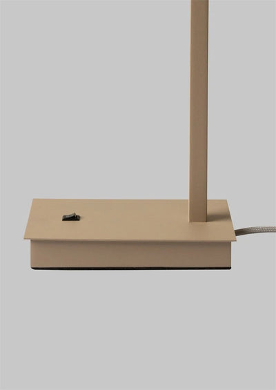 Tafellamp Boston zand met zwarte kap Ø18 x 15cm by it's about RoMi