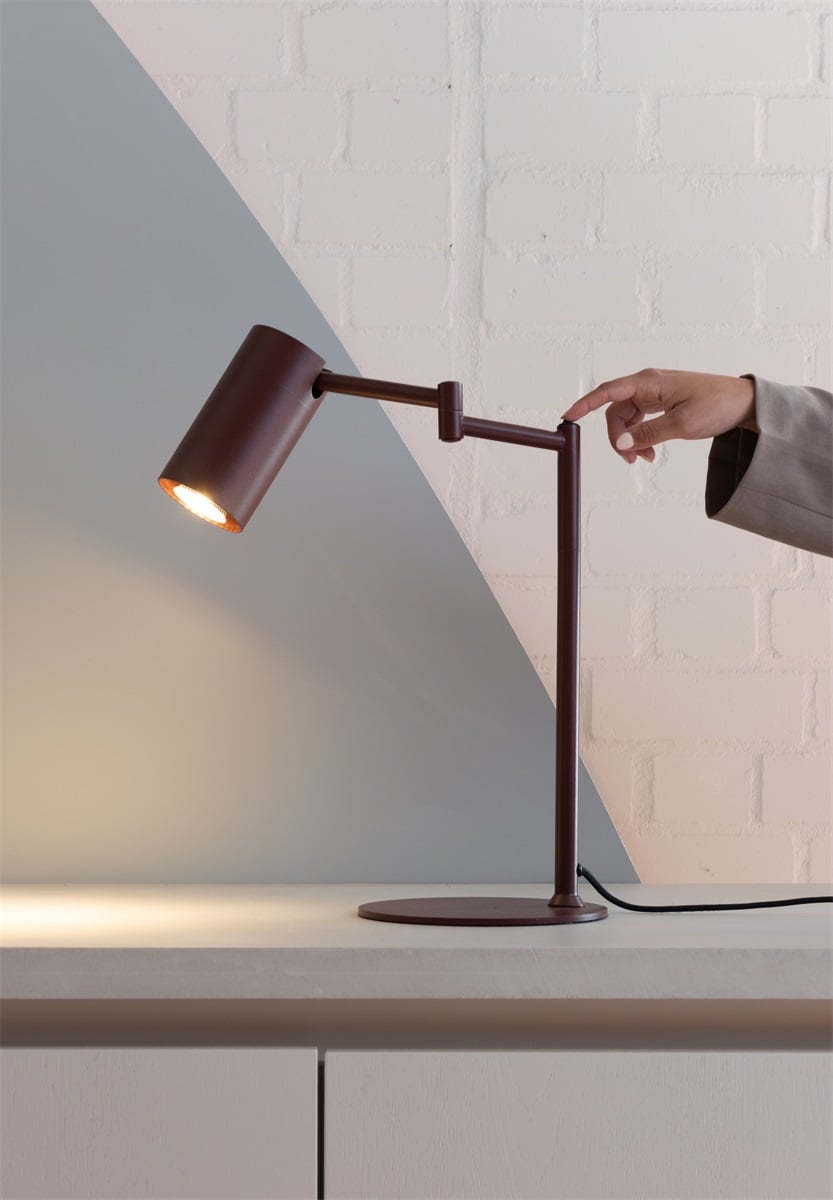 Tafellamp Bilbao, burgundy by it's about RoMi