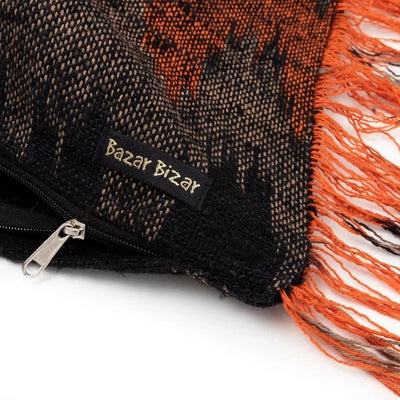 De Oh My Gee Kussenhoes - Zwart Oranje - 30x50 by Bazar Bizar Antwerp