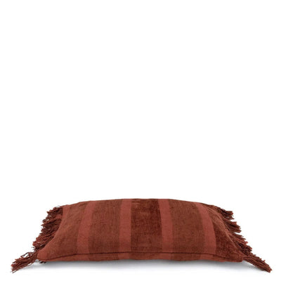 De Oh My Gee Kussenhoes - Bordeaux Velvet - 30x50 by Bazar Bizar Antwerp