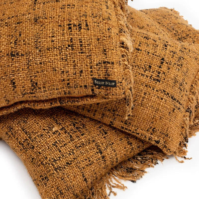 De Oh My Gee Kussenhoes - Cinnamon Zwart - 35x100 by Bazar Bizar Antwerp