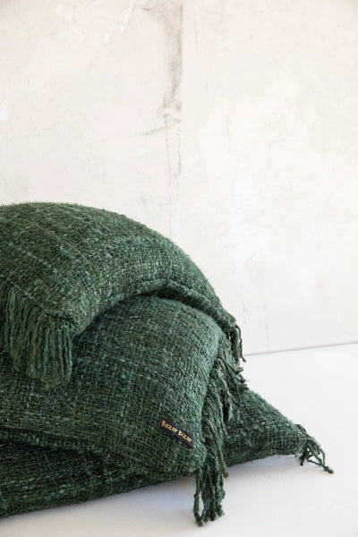 De Oh My Gee Kussenhoes - Donkergroen - 60x60 by Bazar Bizar Antwerp