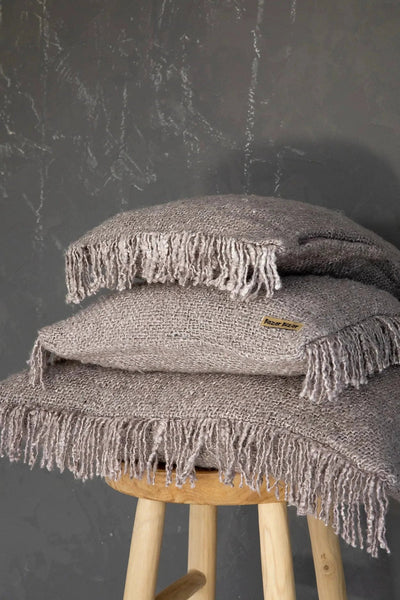 De Oh My Gee Kussenhoes - Parel Grijs - 60x60 by Bazar Bizar Antwerp
