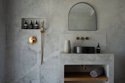 De Cutie Vaas - Betongrijs Naturel Large by Bazar Bizar Antwerp