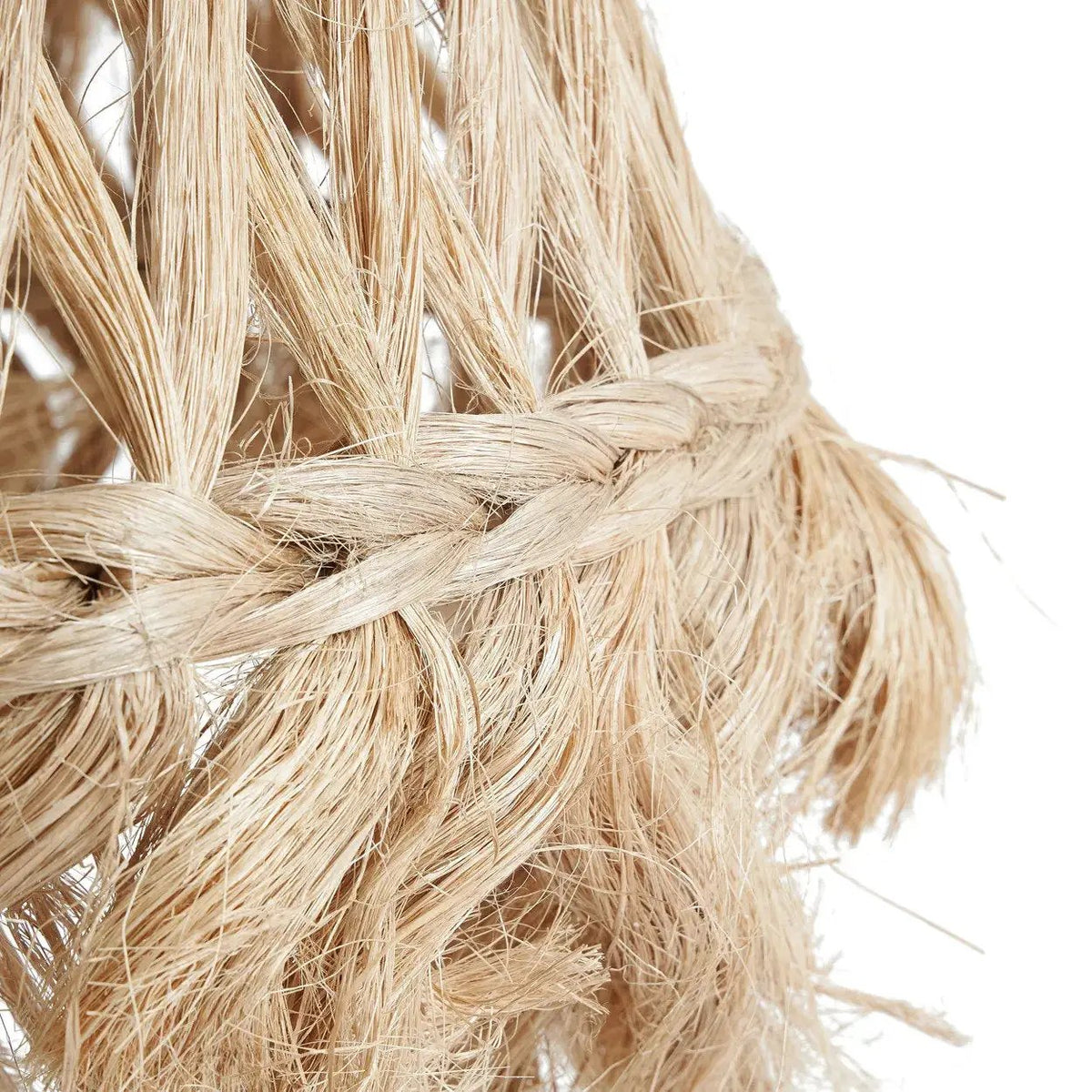 De Abaca-kwalhanger - naturel - L by Bazar Bizar Antwerp