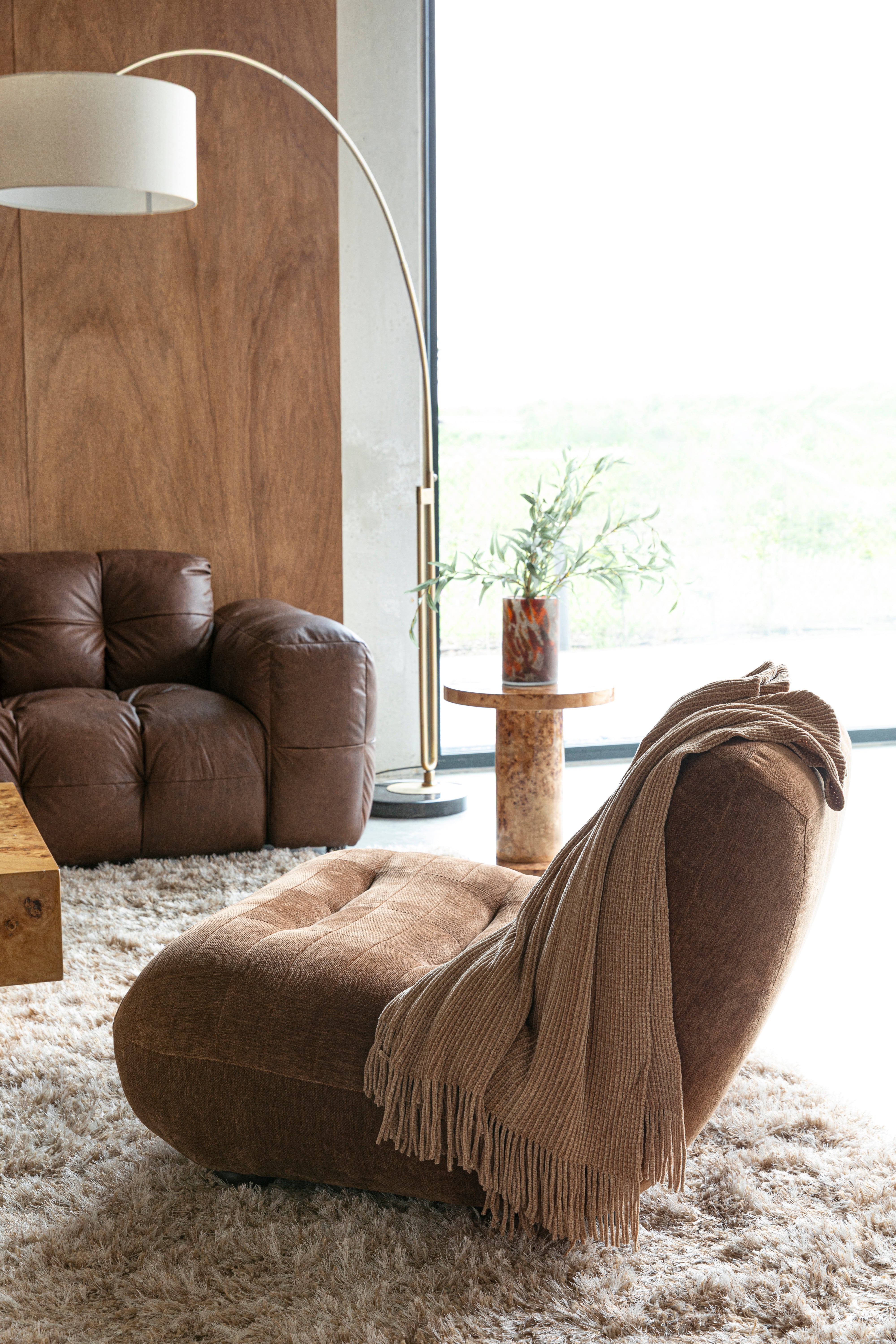 Lounge Chair Wyatt Velours Cognac