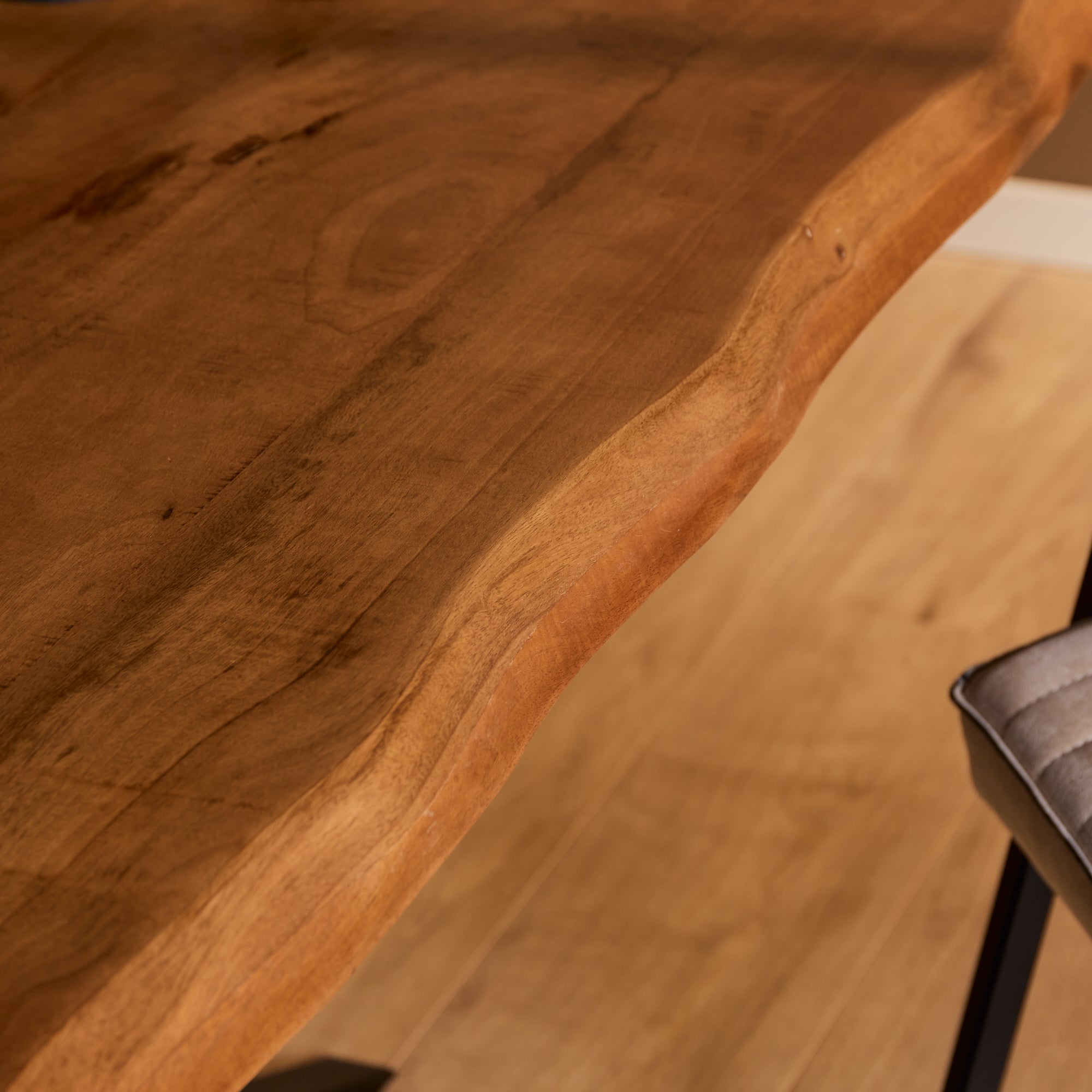 Boomstam eettafel Boston | 160 cm