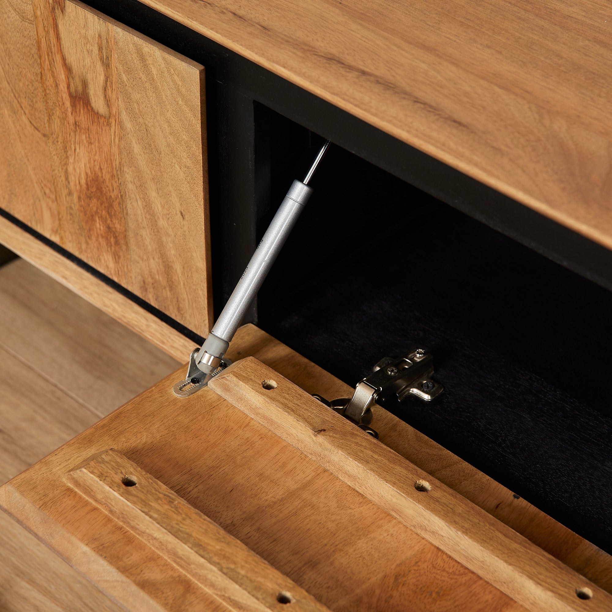 Zwevend tv-meubel RichWood | 120 cm